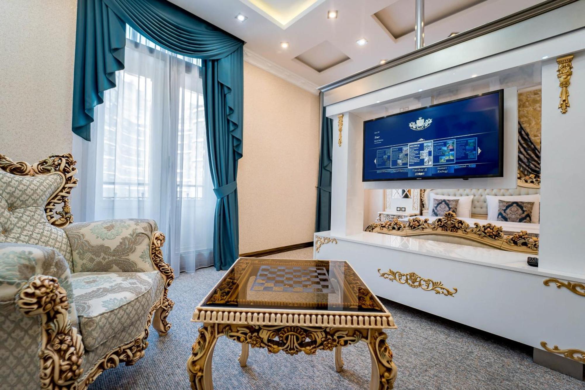 Hotel Aqua Freedom Tbilisi Exterior photo