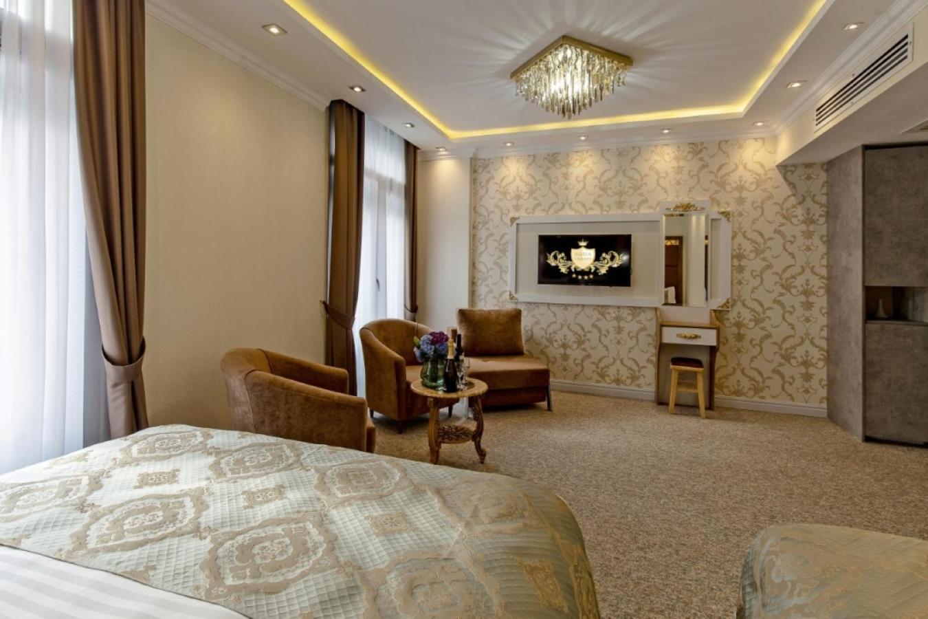 Hotel Aqua Freedom Tbilisi Exterior photo